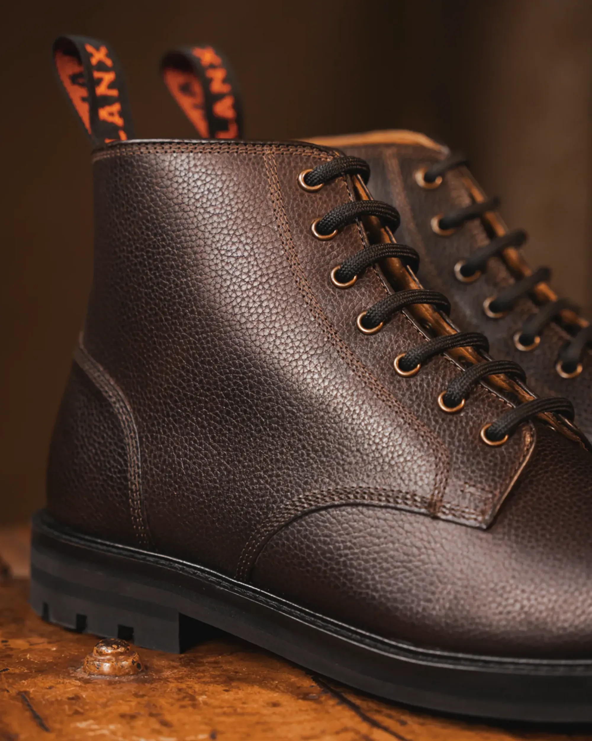 SETTLE // RAISIN GRAINED - Image 4