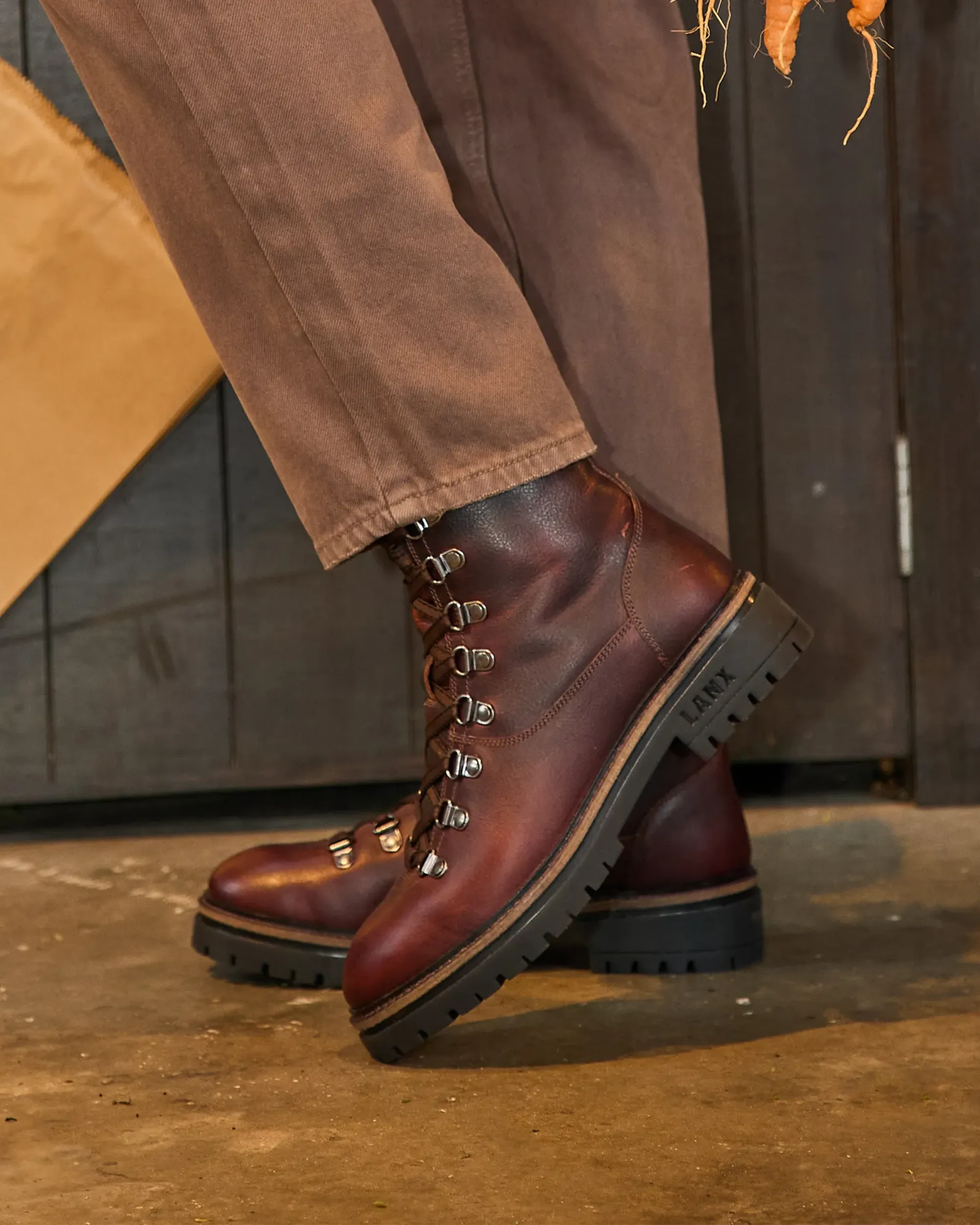 WHALLEY / CHESTNUT GRAINED - Image 3